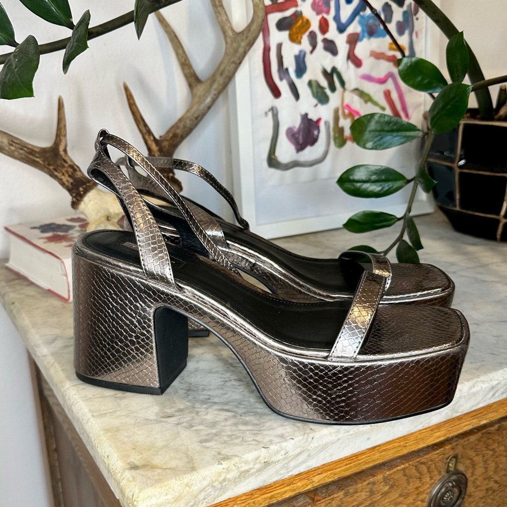 Topshop flatform platform strappy sandal in metallic snakeskin